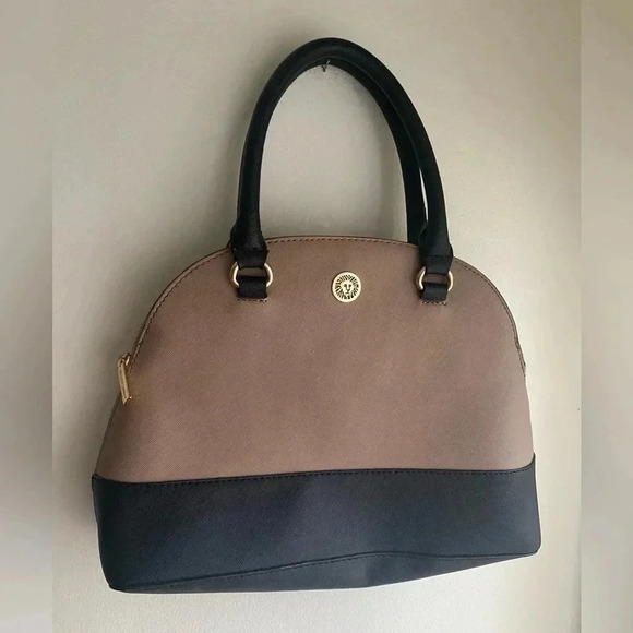 Anne Klein Shoulder Bag Tan & Black Faux Leather Dome Satchel Double Strap Gold - Picture 1 of 10